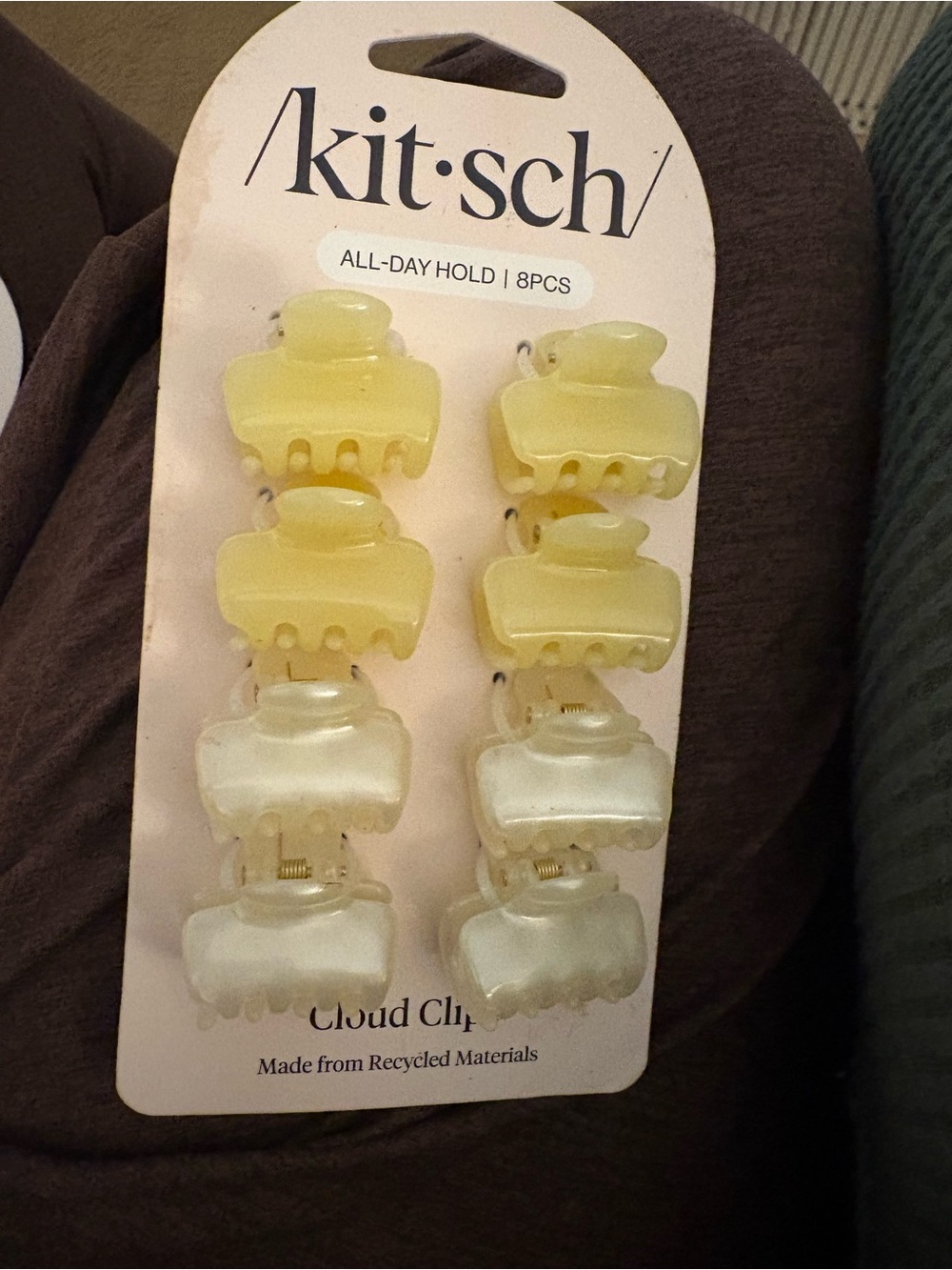 Kitsch Cloud Hair Claw Set in Pale Yellow & Pearl White